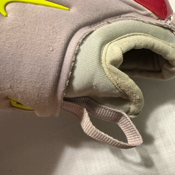 Nike AirMax 270 Girls Size 10C  Fast Shipping ! - Picture 16 of 16